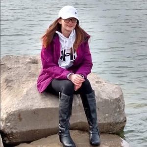 Meet your Posher, Jassmine